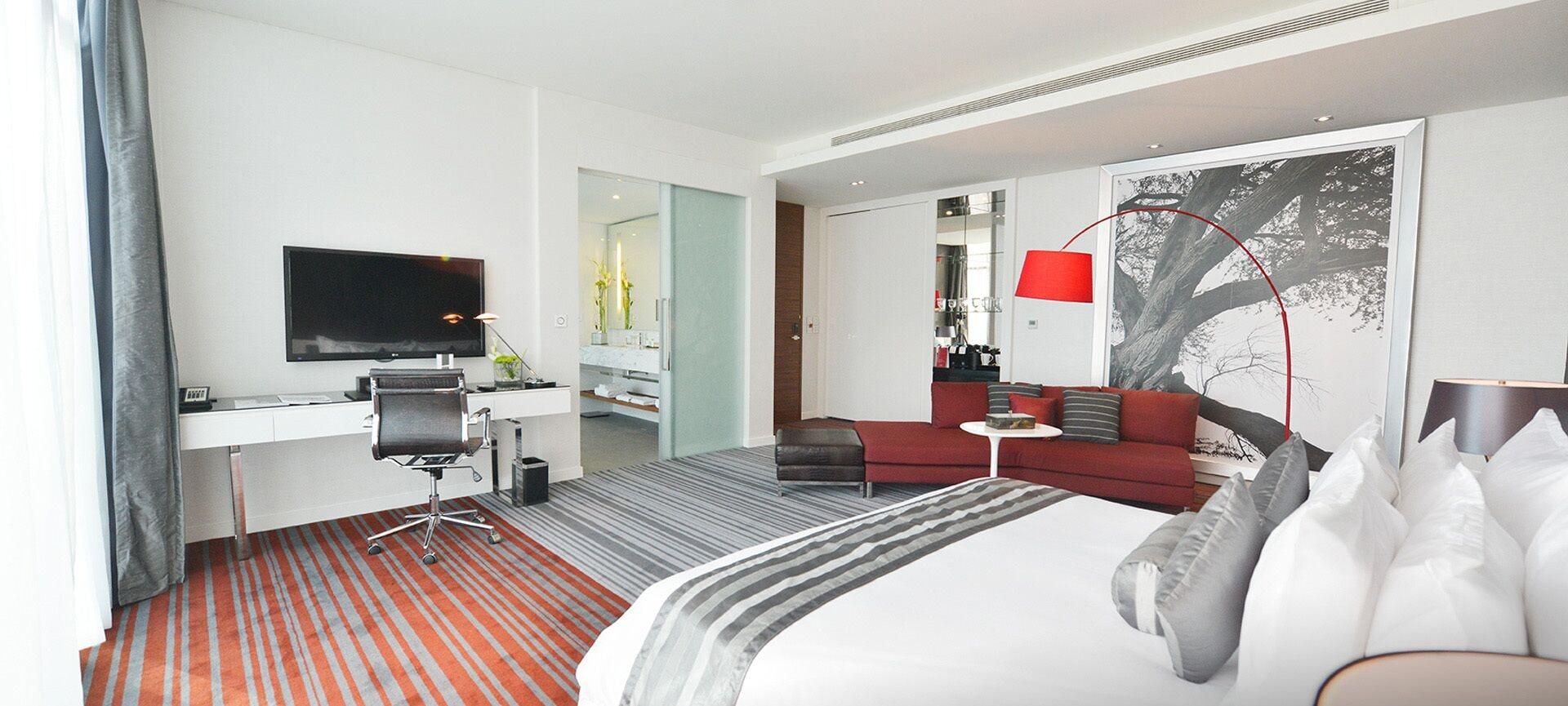 Ramee Grand Hotel And Spa Manama Eksteriør billede A suite at the hotel