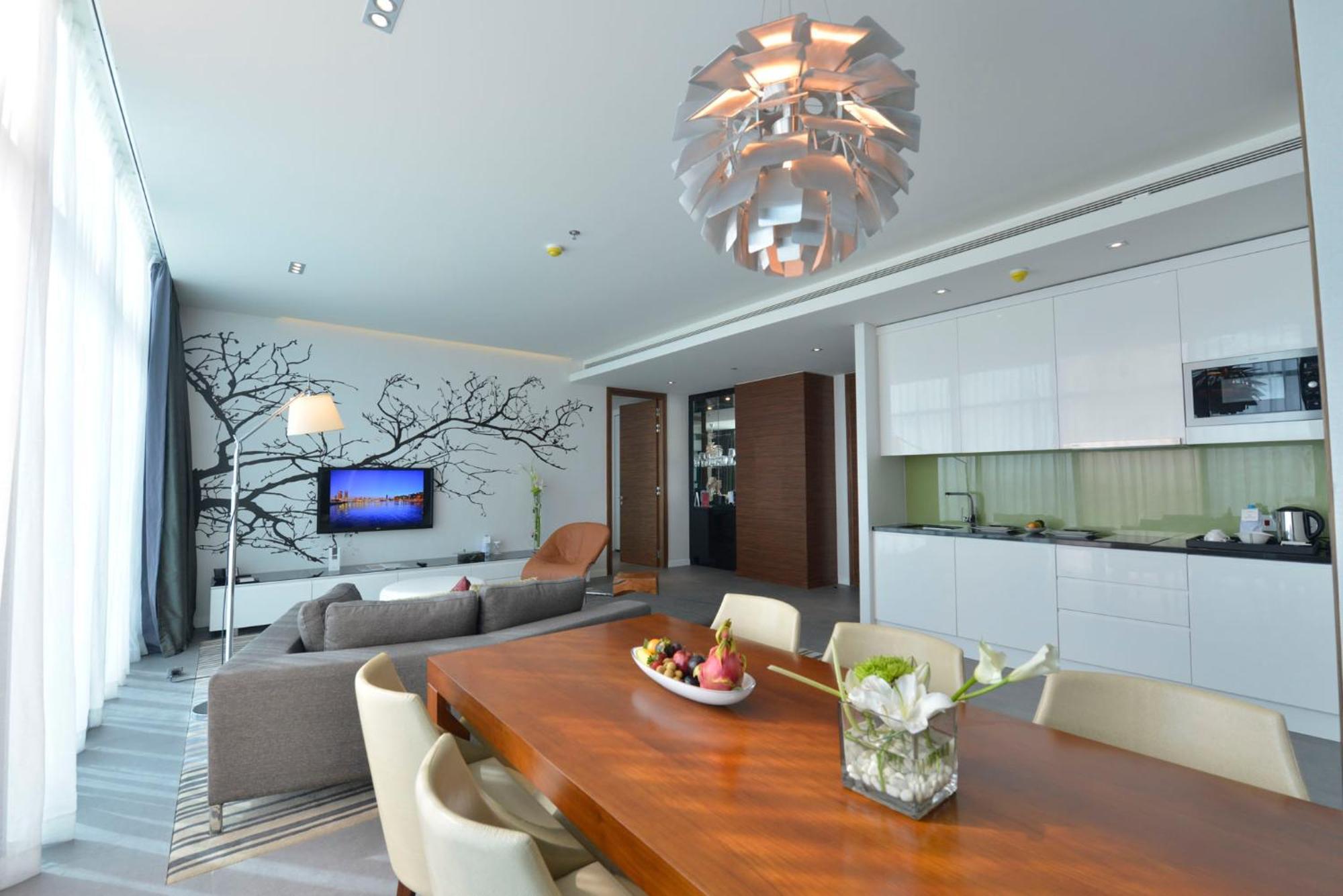 Ramee Grand Hotel And Spa Manama Eksteriør billede A modern apartment in Warsaw, Poland